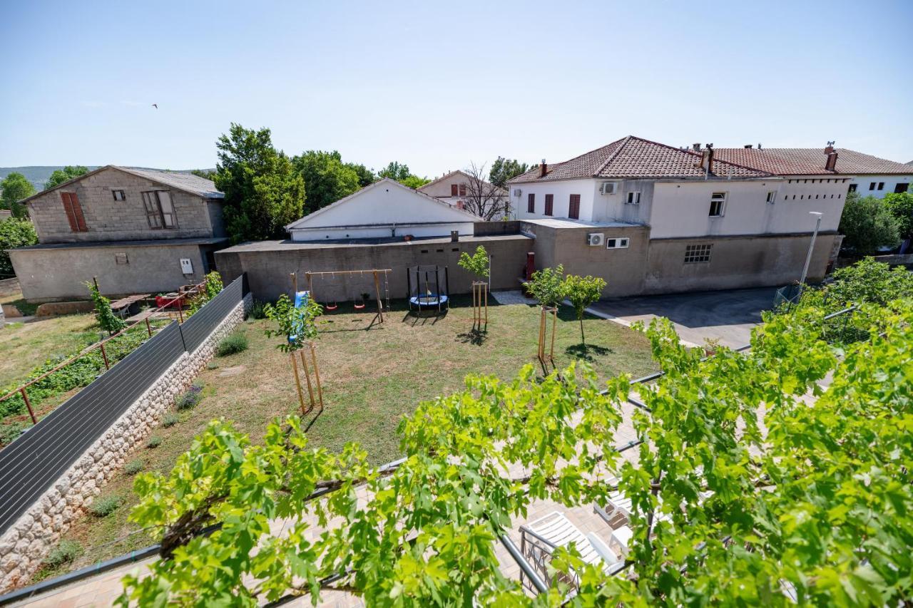 Apartments Zora Seline Extérieur photo